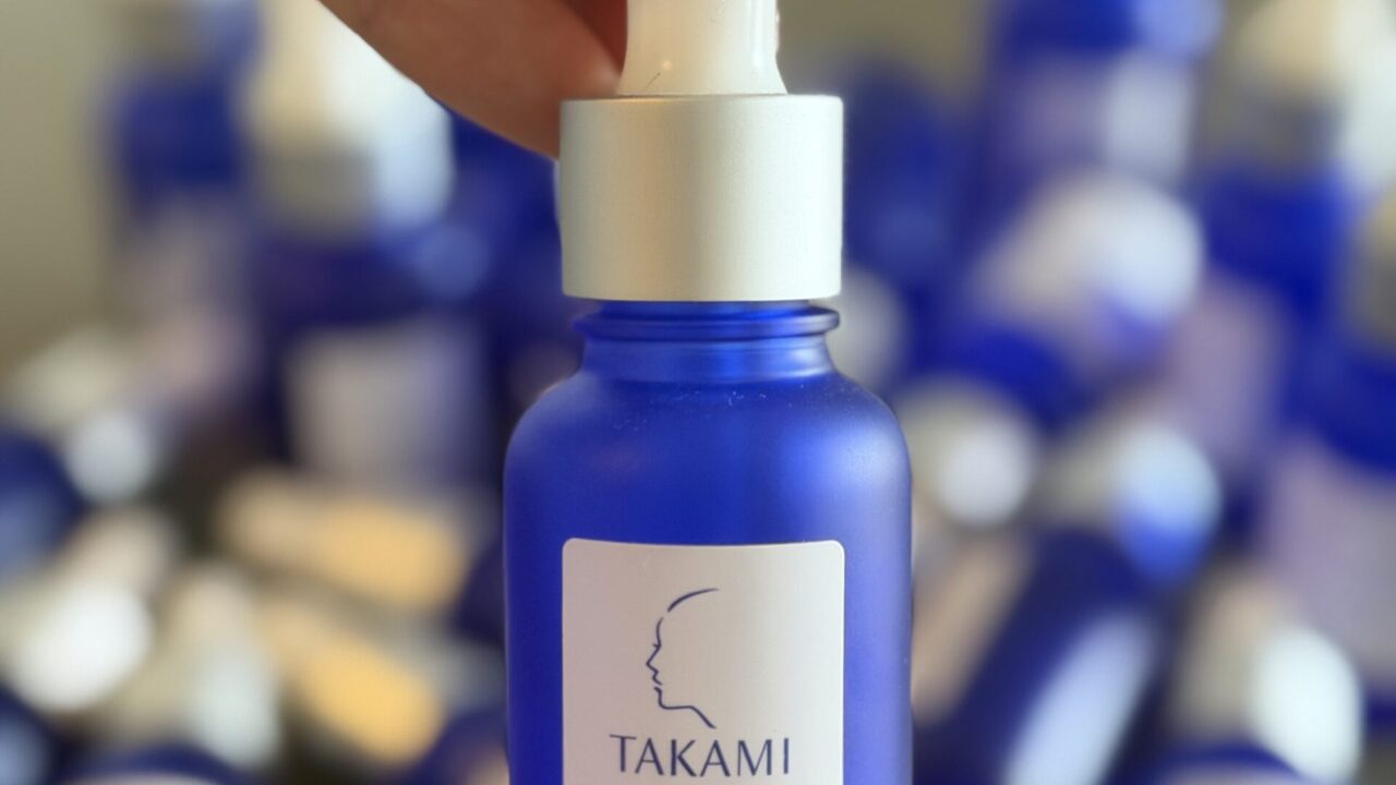 タカミスキンピールのボトル